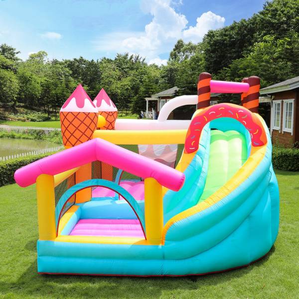 Bouncy Castle / Bubble House